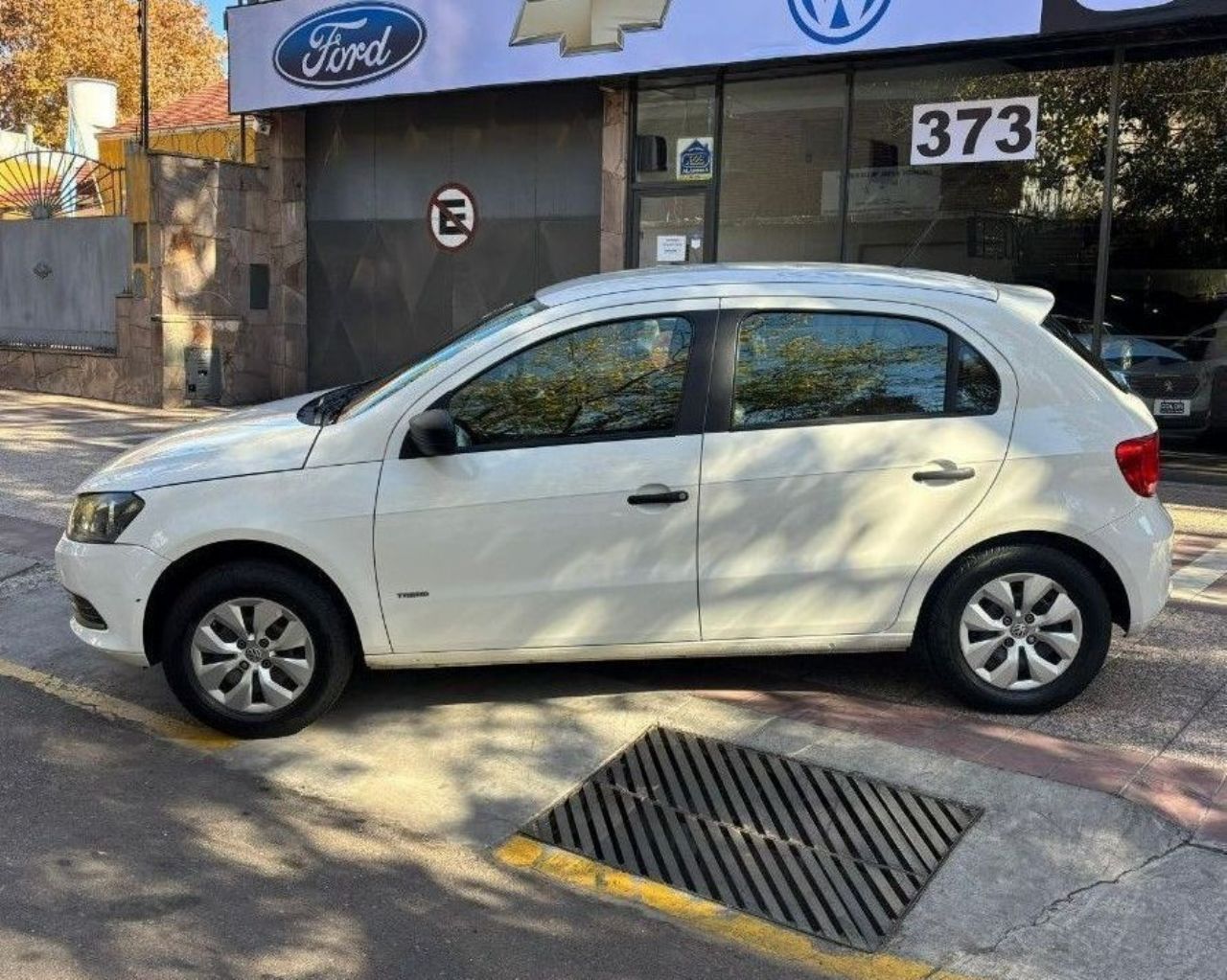 Volkswagen Gol Trend Usado Financiado en Mendoza, deRuedas