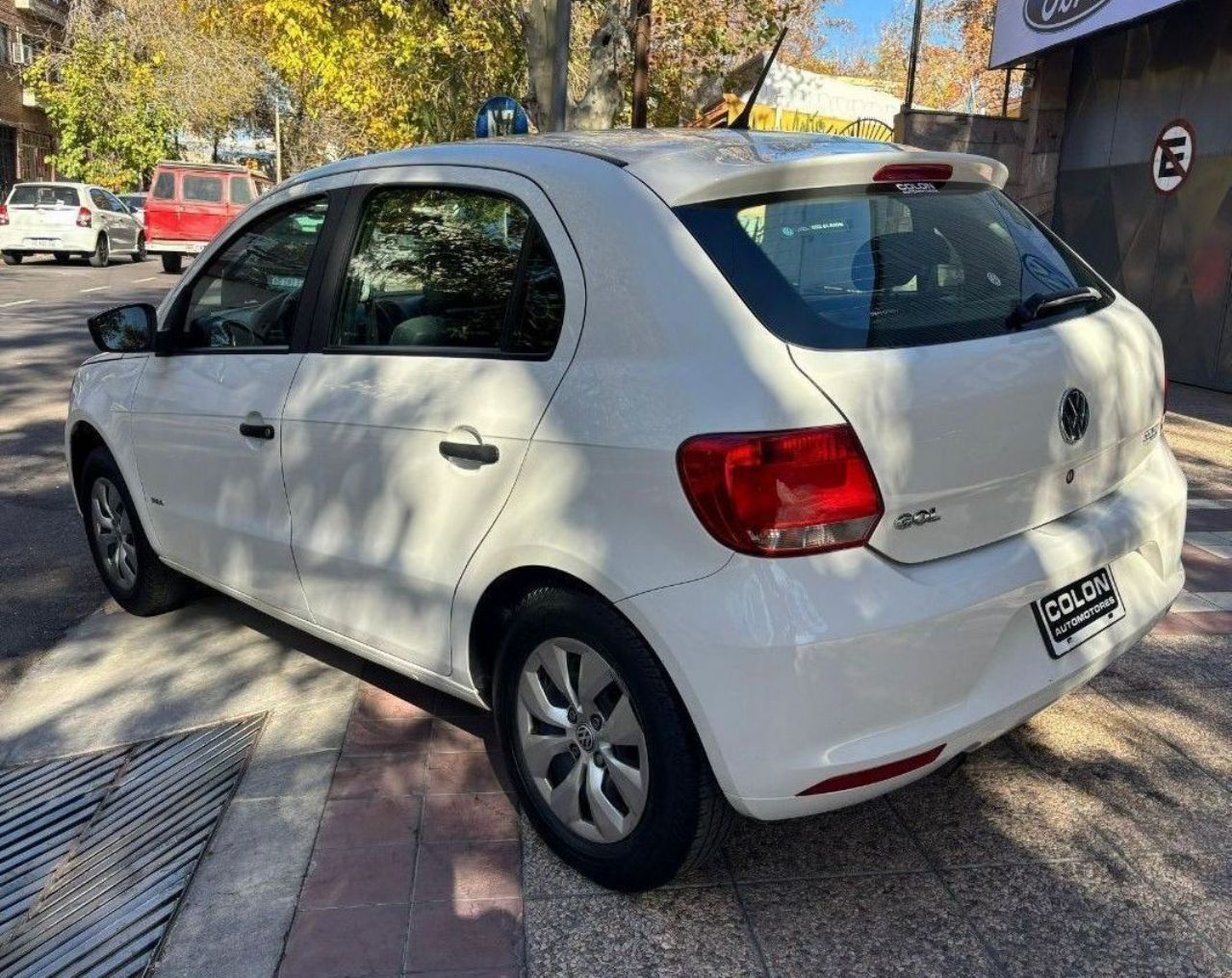 Volkswagen Gol Trend Usado Financiado en Mendoza, deRuedas