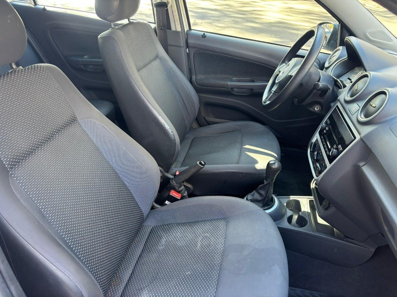 Volkswagen Gol Trend Usado Financiado en Mendoza, deRuedas