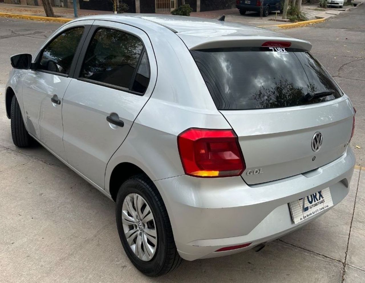 Volkswagen Gol Trend Usado Financiado en Mendoza, deRuedas