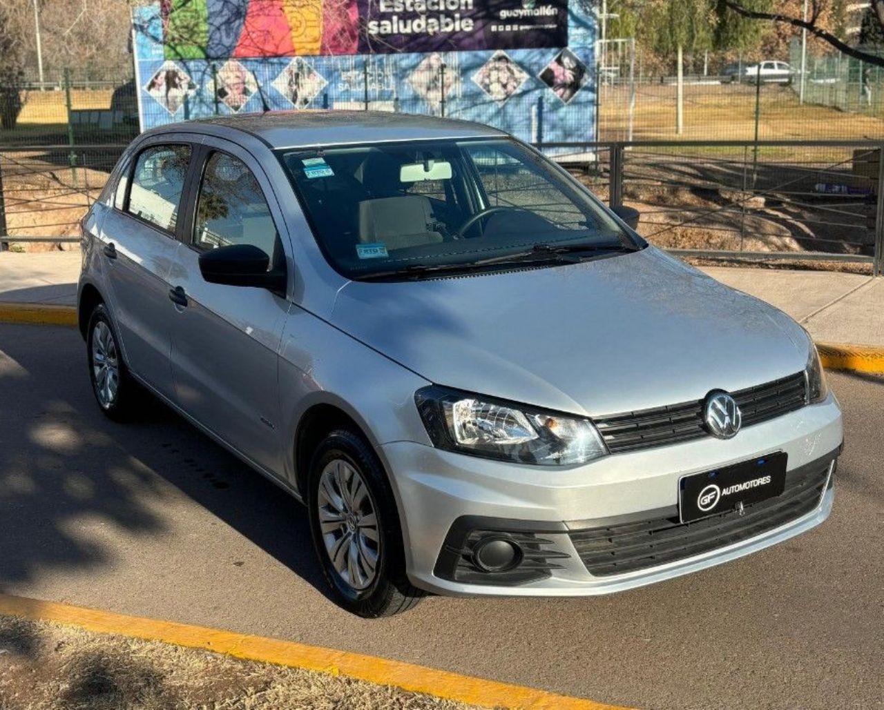 Volkswagen Gol Trend Usado Financiado en Mendoza, deRuedas