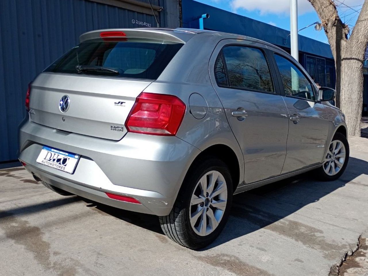 Volkswagen Gol Trend Usado Financiado en Mendoza, deRuedas