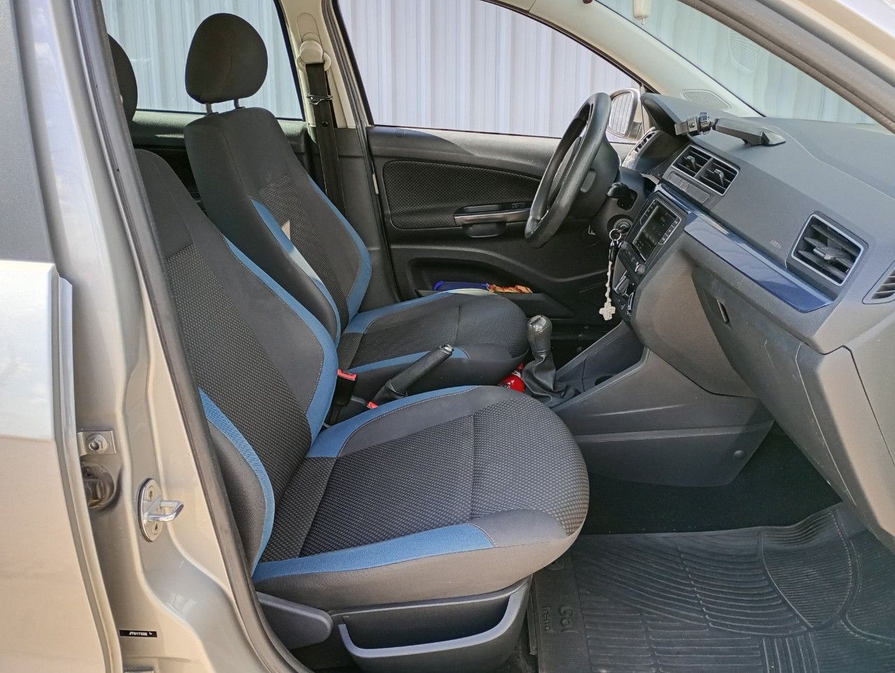 Volkswagen Gol Trend Usado Financiado en Mendoza, deRuedas