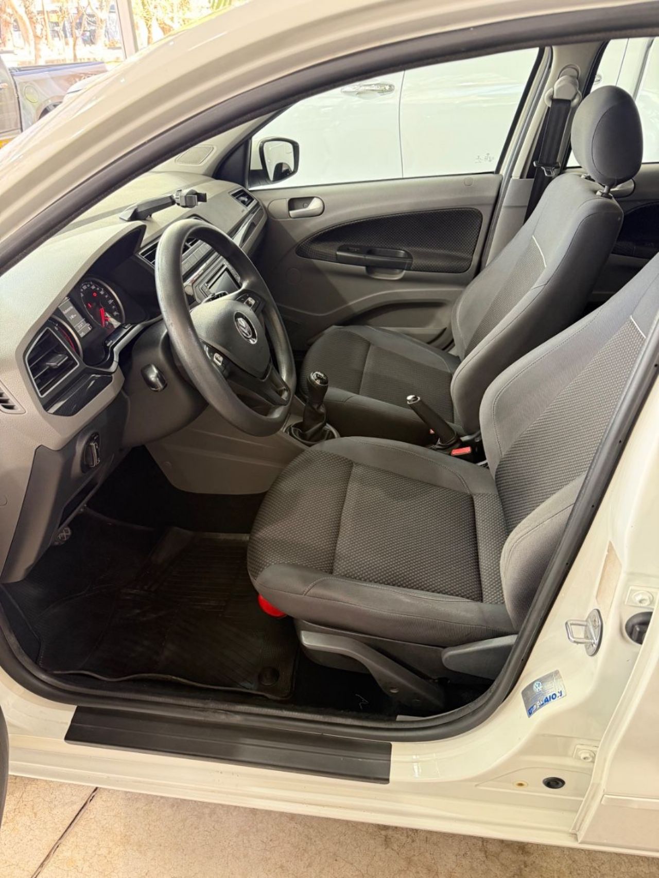 Volkswagen Gol Trend Usado Financiado en Mendoza, deRuedas