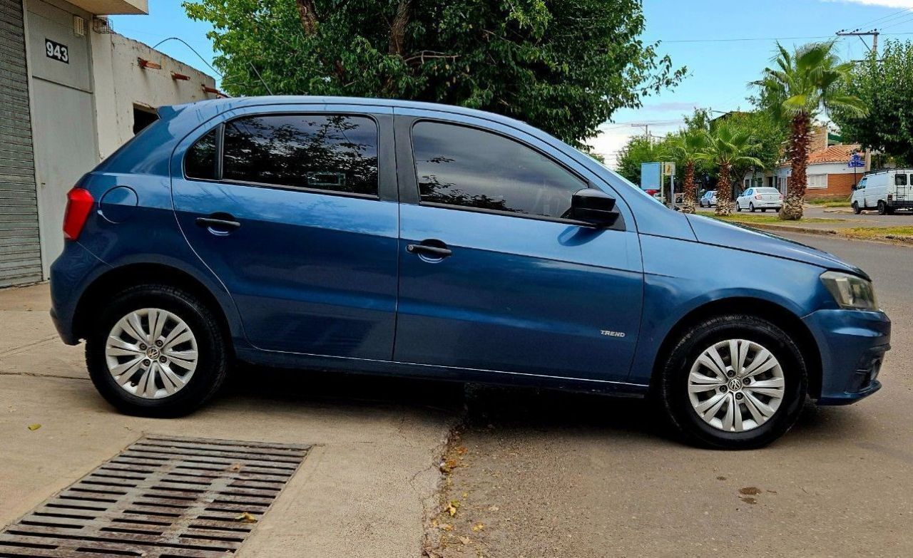 Volkswagen Gol Trend Usado Financiado en Mendoza, deRuedas
