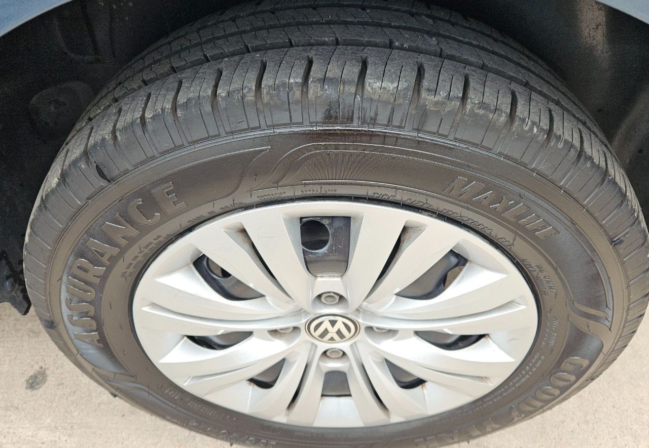 Volkswagen Gol Trend Usado Financiado en Mendoza, deRuedas