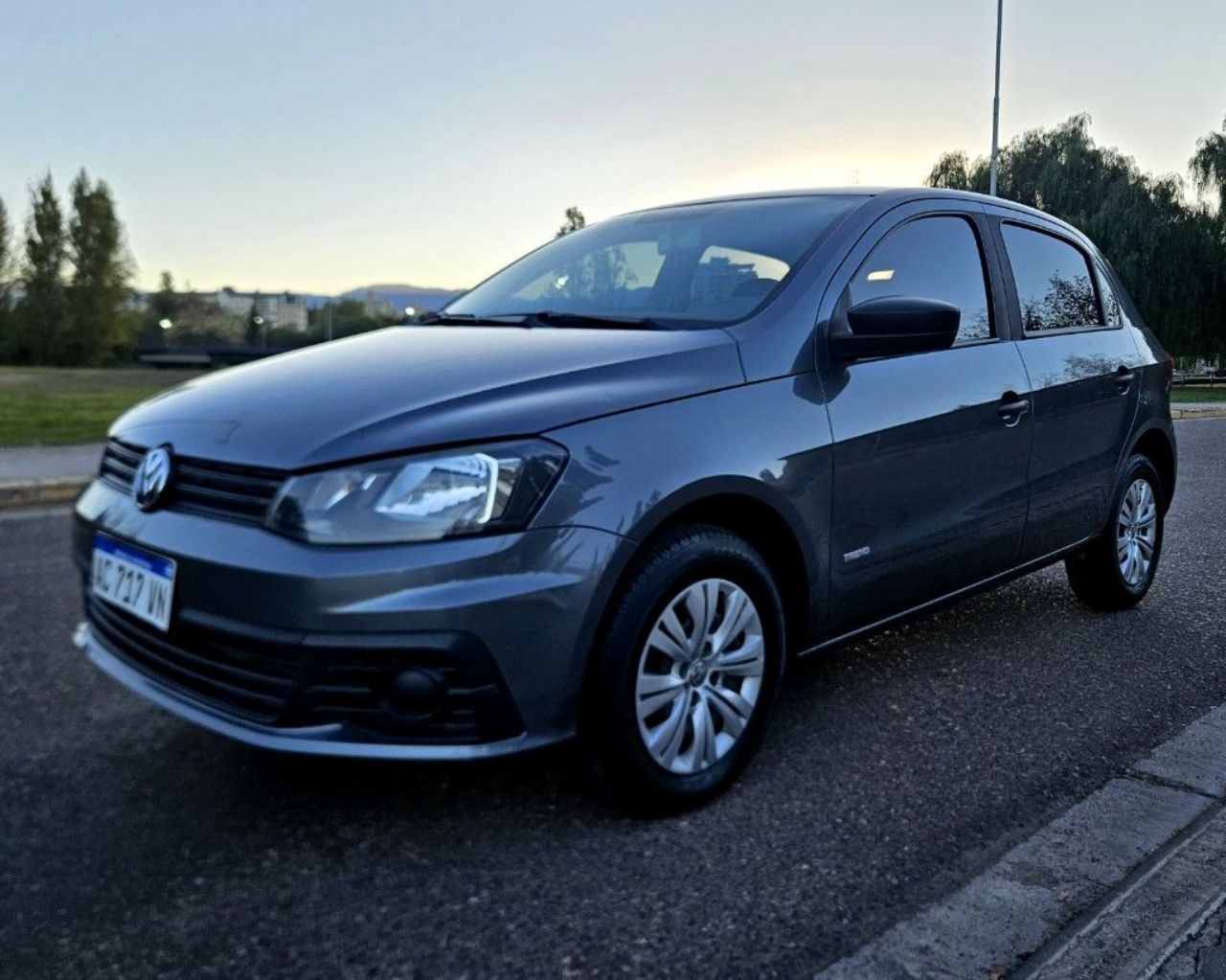 Volkswagen Gol Trend Usado Financiado en Mendoza, deRuedas