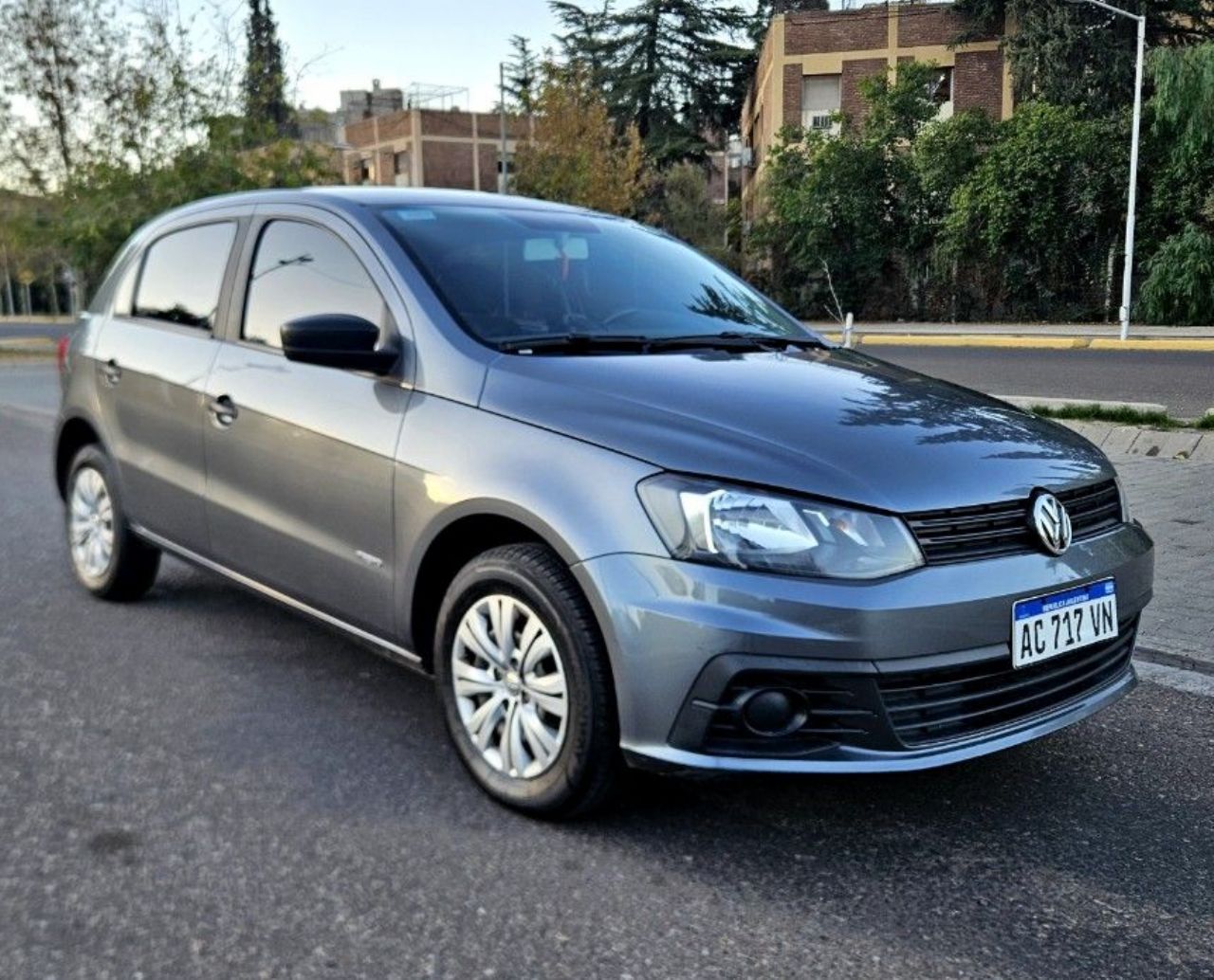 Volkswagen Gol Trend Usado Financiado en Mendoza, deRuedas