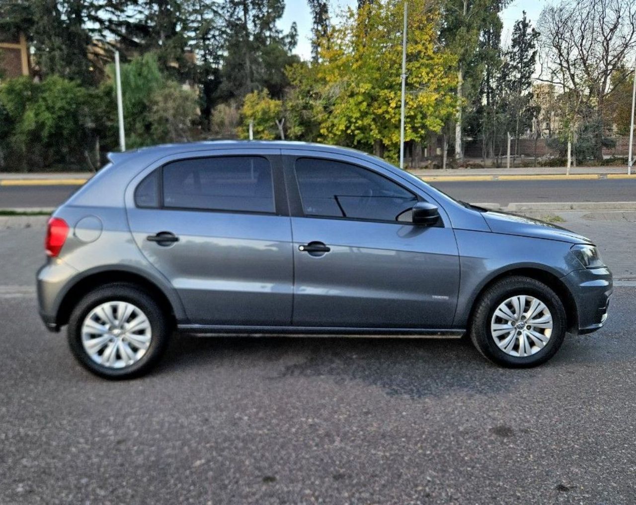 Volkswagen Gol Trend Usado Financiado en Mendoza, deRuedas