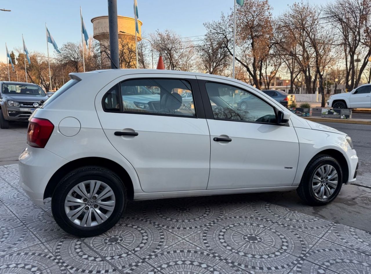 Volkswagen Gol Trend Usado Financiado en Mendoza, deRuedas