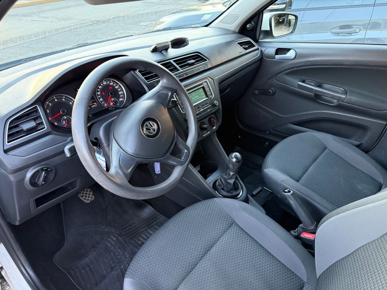 Volkswagen Gol Trend Usado Financiado en Mendoza, deRuedas