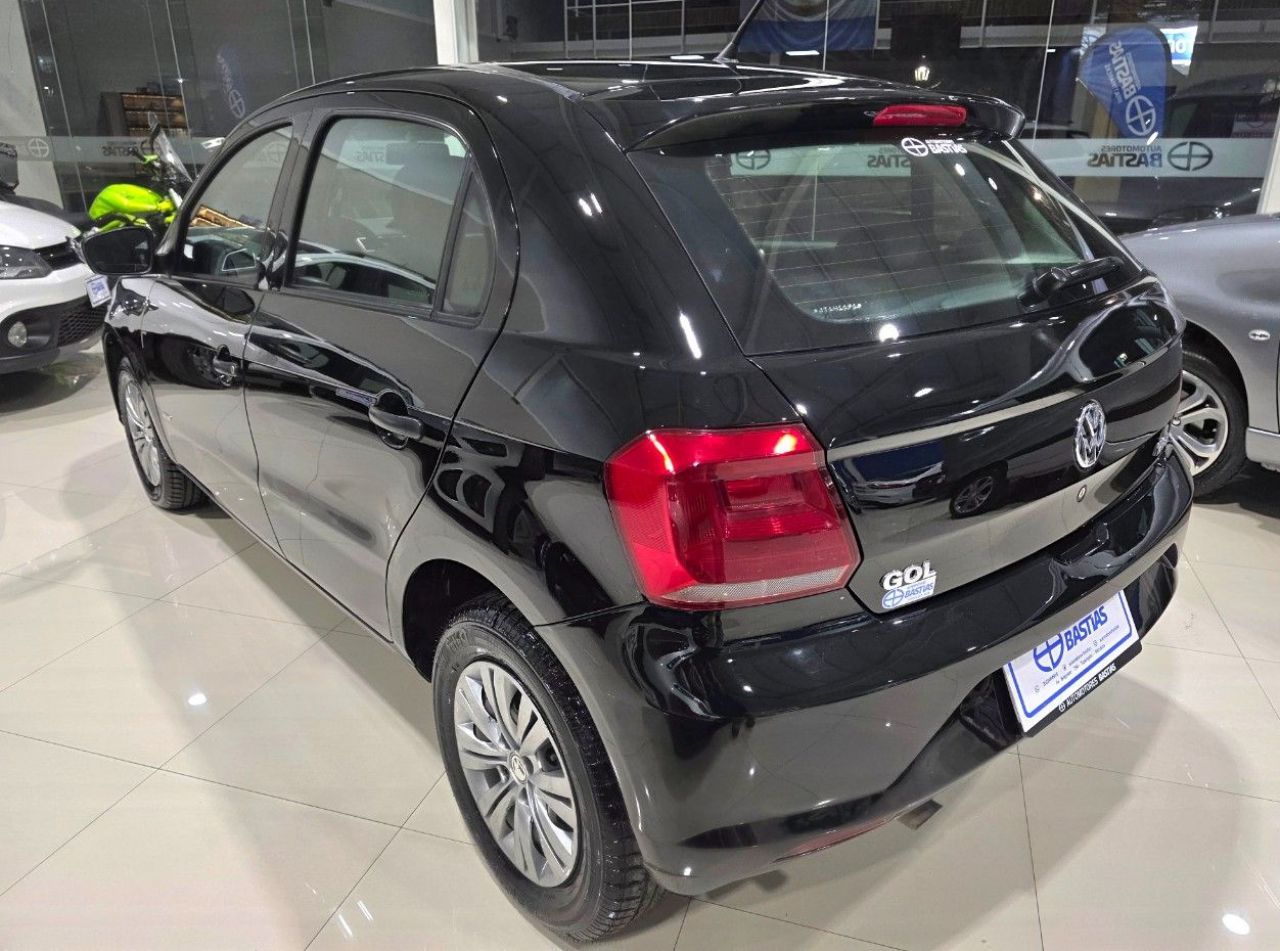 Volkswagen Gol Trend Usado Financiado en Mendoza, deRuedas