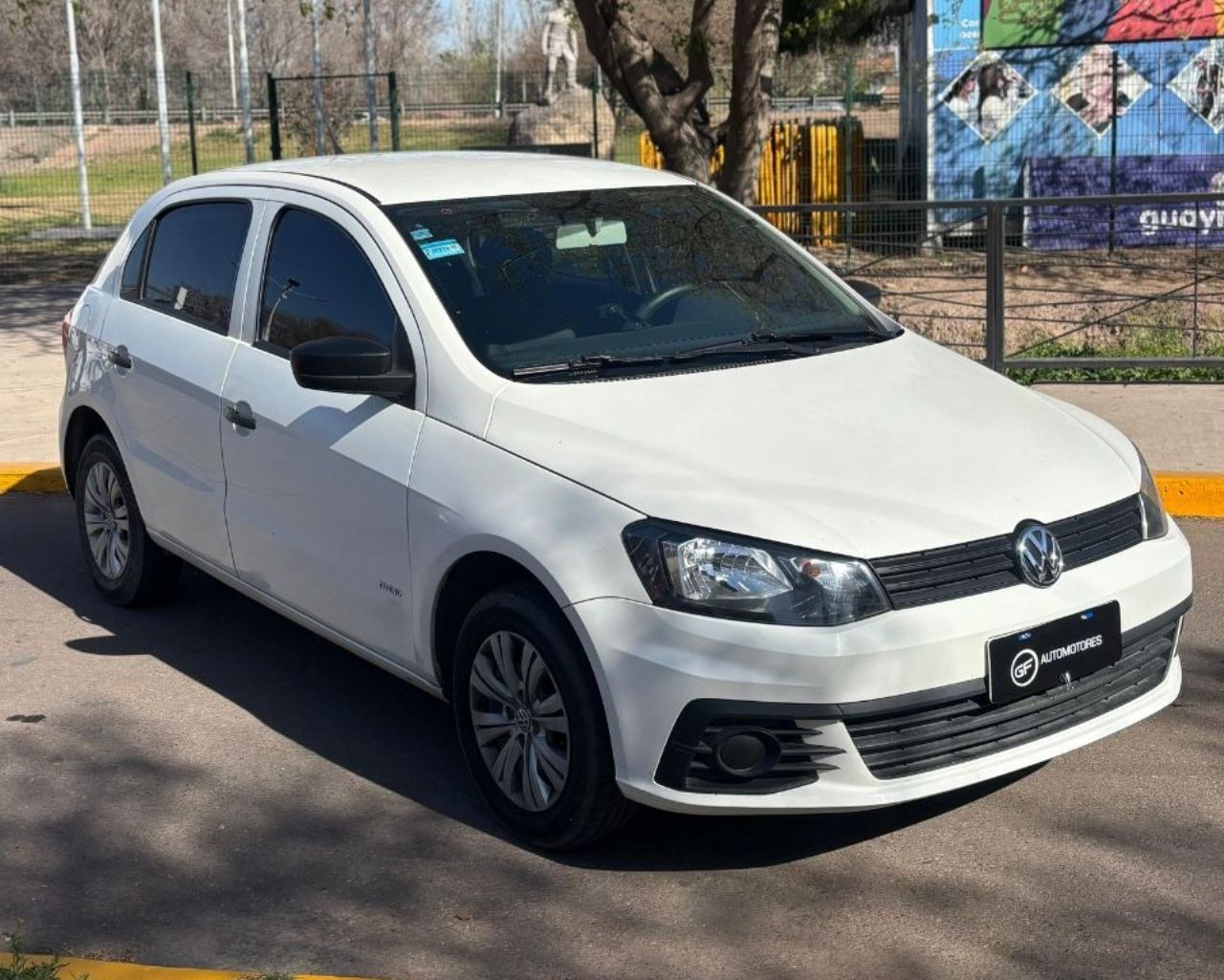 Volkswagen Gol Trend Usado Financiado en Mendoza, deRuedas