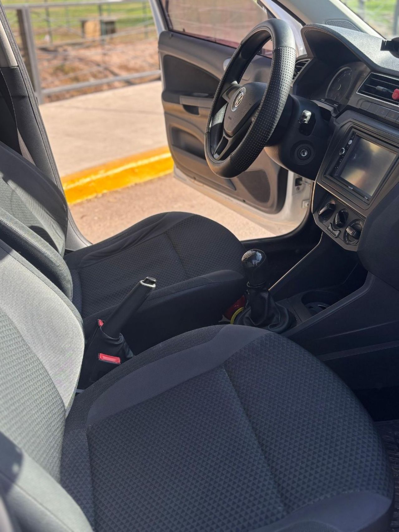 Volkswagen Gol Trend Usado Financiado en Mendoza, deRuedas