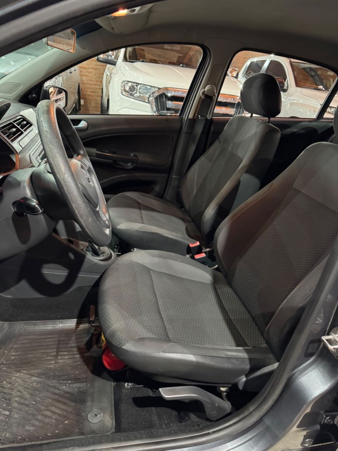 Volkswagen Gol Trend Usado Financiado en San Juan, deRuedas