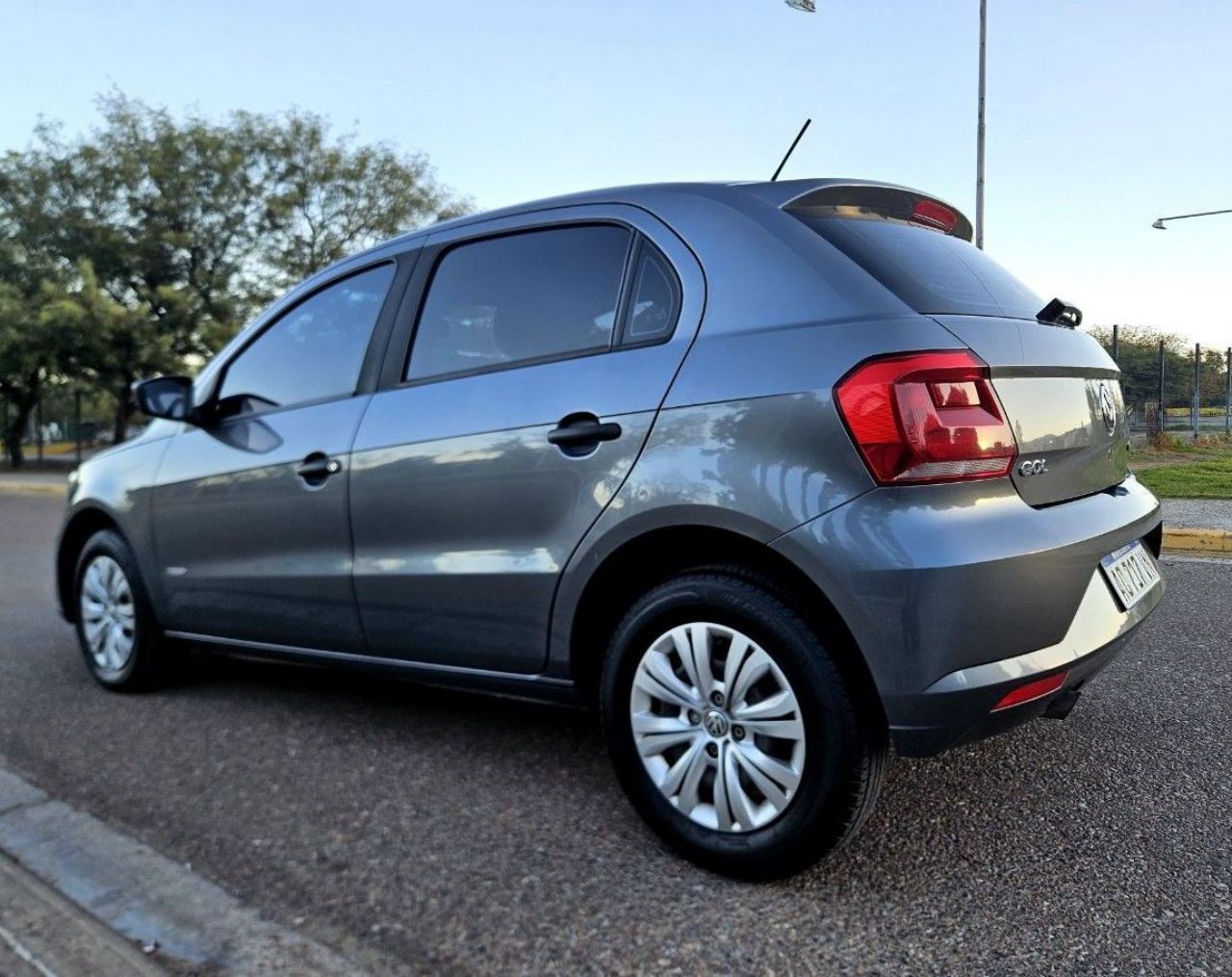 Volkswagen Gol Trend Usado Financiado en Mendoza, deRuedas