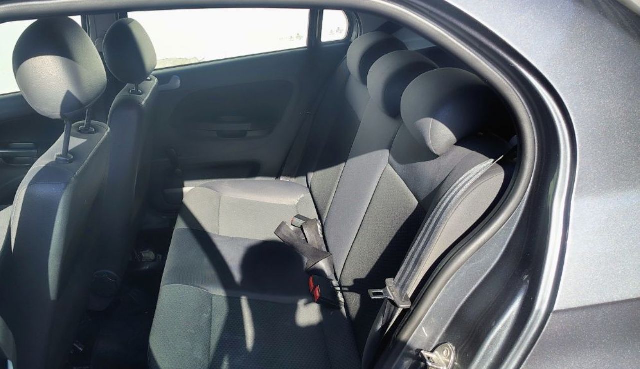 Volkswagen Gol Trend Usado Financiado en Mendoza, deRuedas