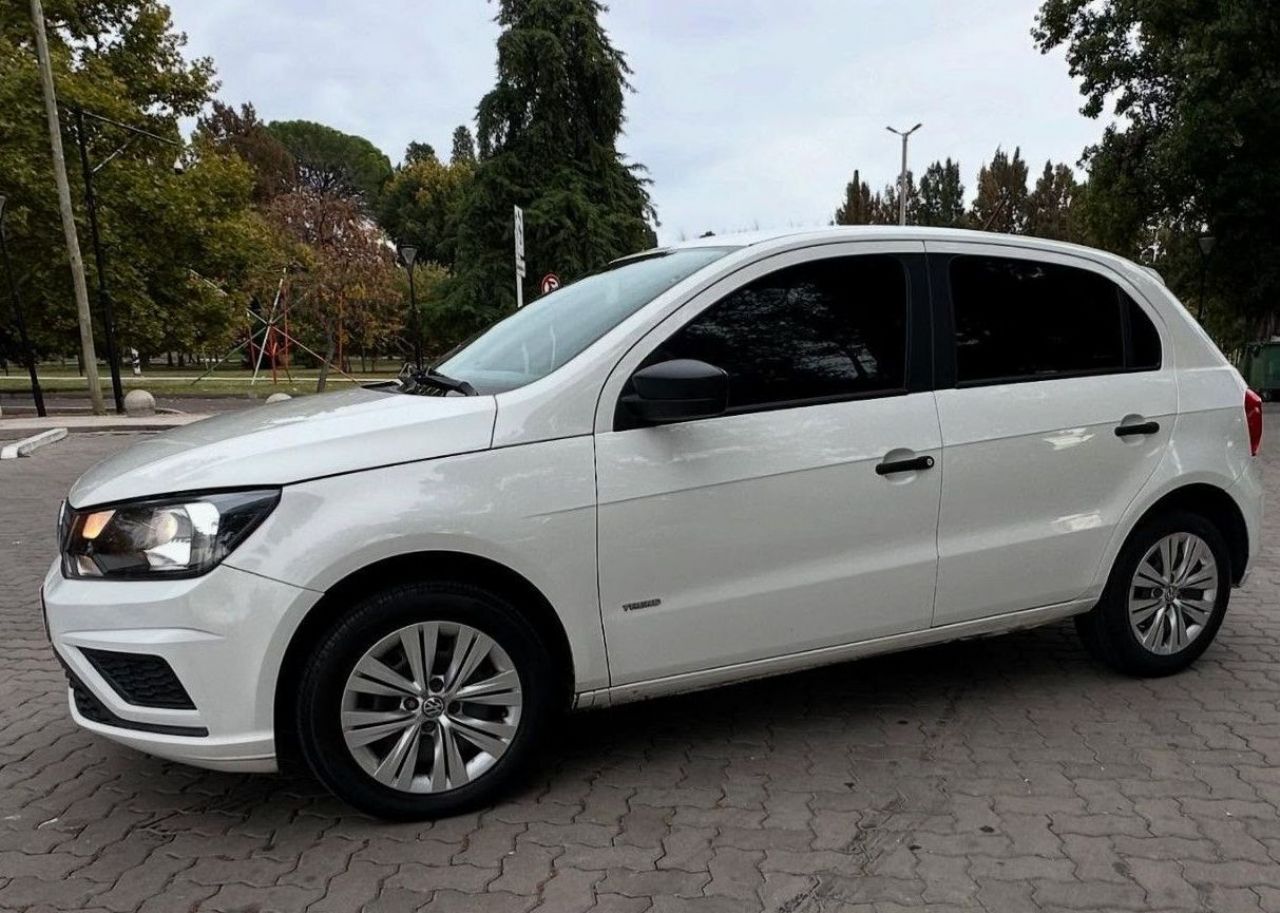 Volkswagen Gol Trend Usado Financiado en Mendoza, deRuedas