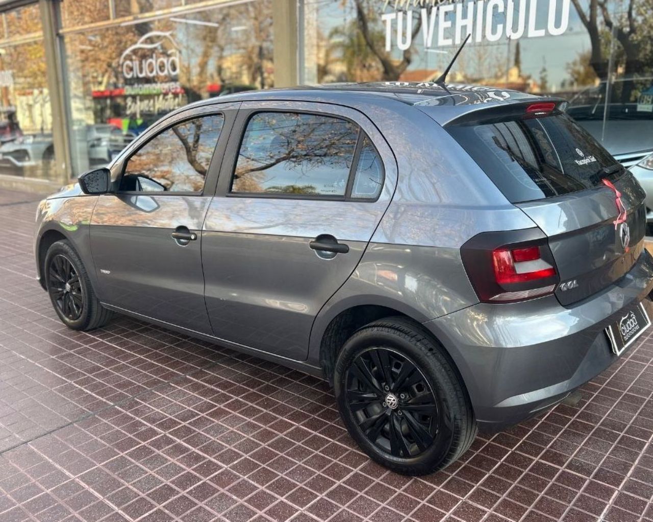 Volkswagen Gol Trend Usado Financiado en Mendoza, deRuedas