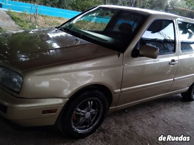 Volkswagen Golf Usado en Mendoza, deRuedas