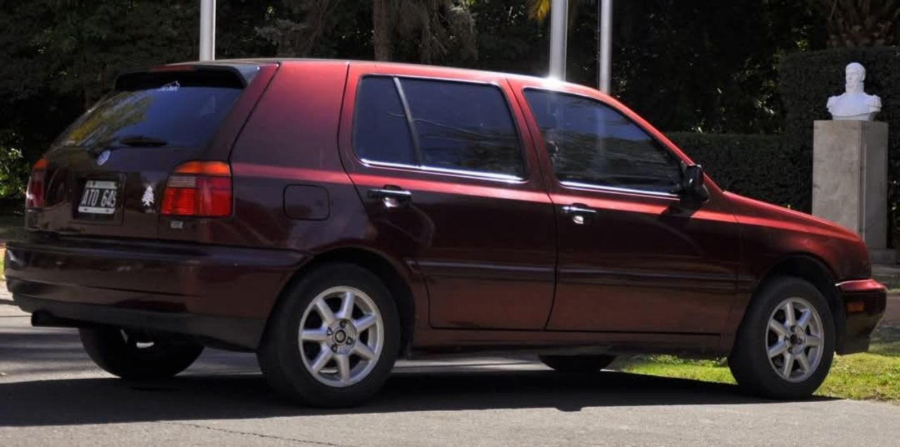 Volkswagen Golf Usado en Mendoza, deRuedas