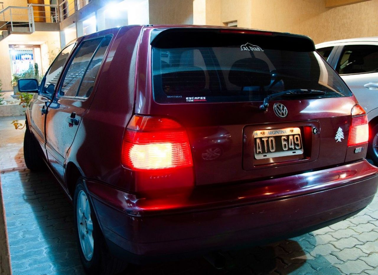 Volkswagen Golf Usado en Mendoza, deRuedas