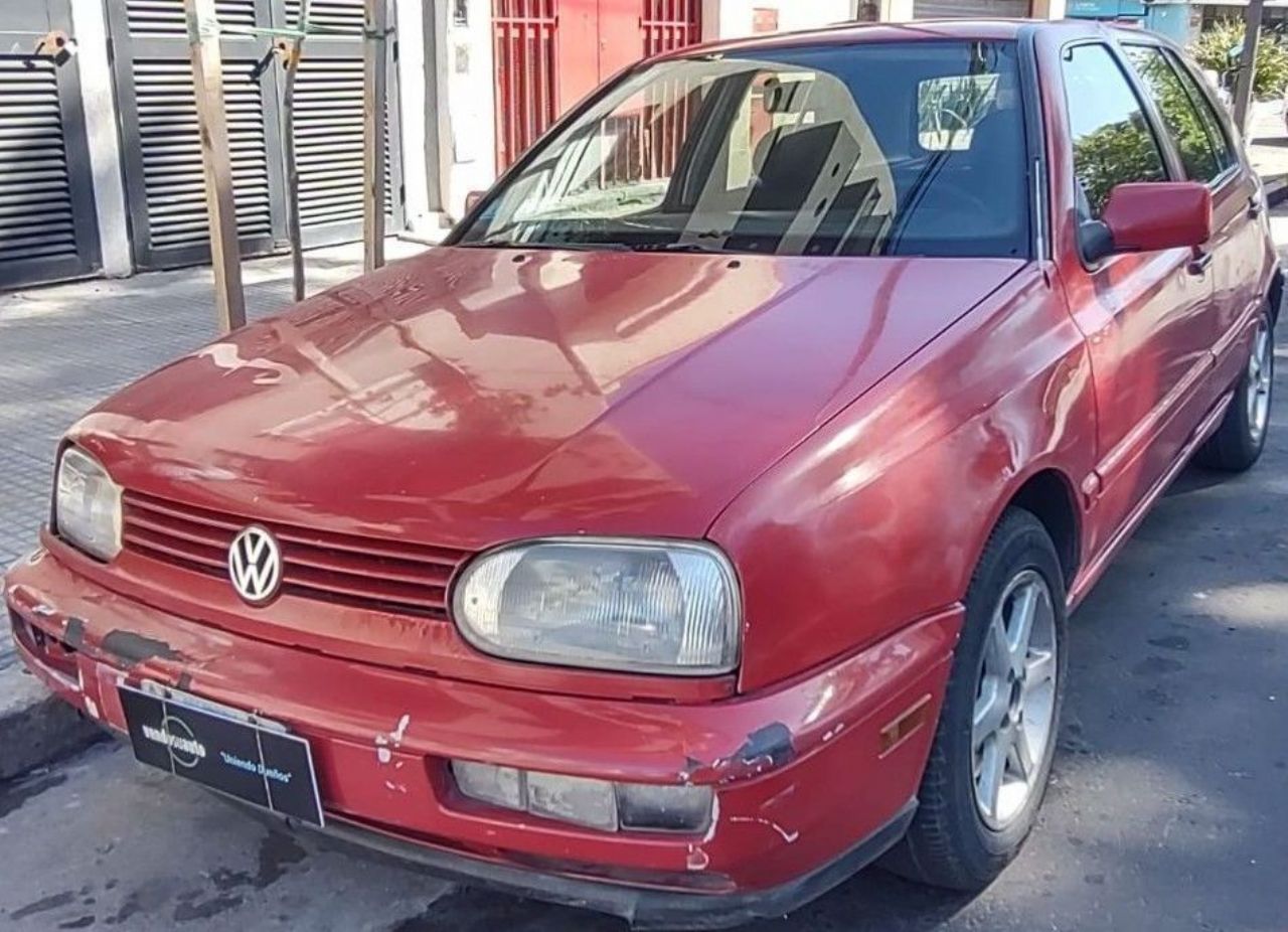 Volkswagen Golf Usado en Buenos Aires, deRuedas