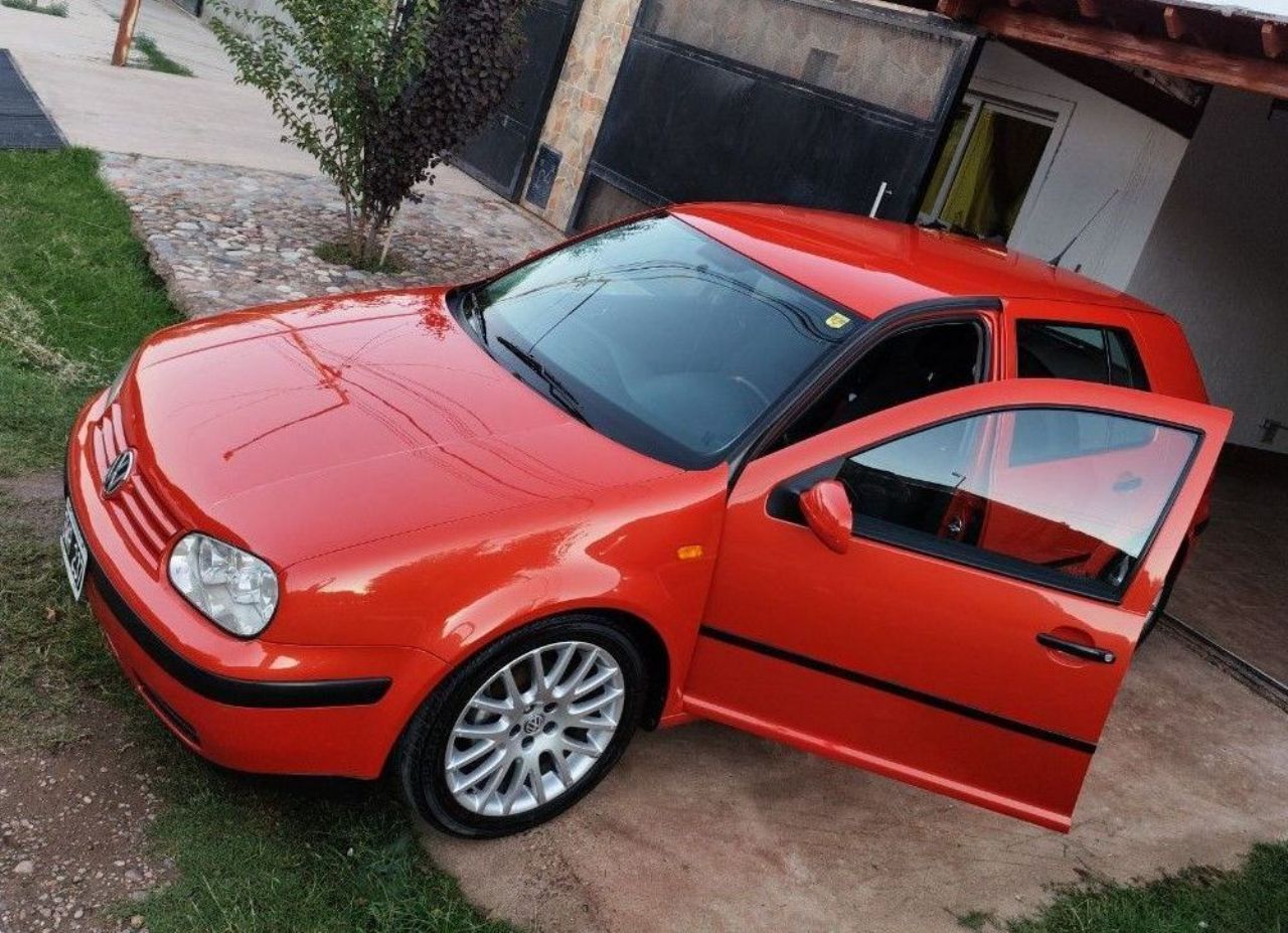Volkswagen Golf Usado en Mendoza, deRuedas
