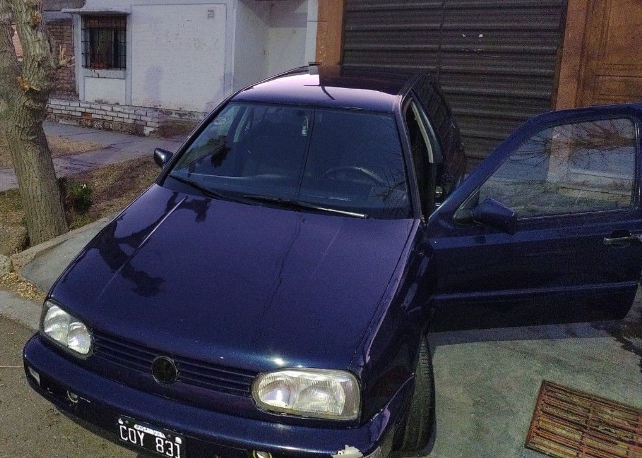 Volkswagen Golf Usado en Mendoza, deRuedas