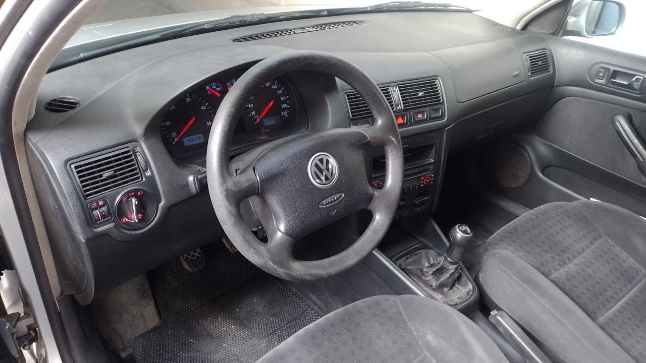 Volkswagen Golf Usado en Mendoza, deRuedas