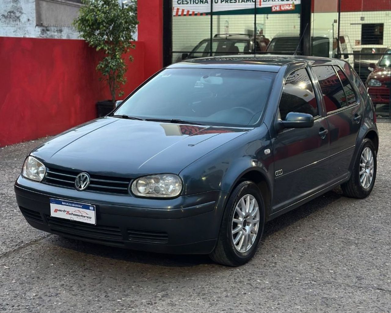Volkswagen Golf Usado en Córdoba, deRuedas