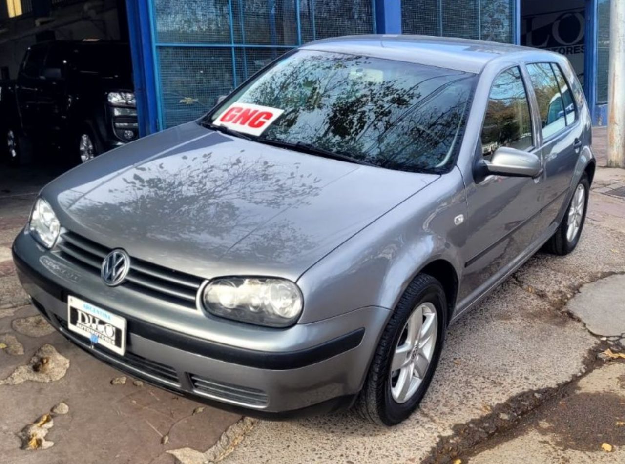 Volkswagen Golf Usado en Mendoza, deRuedas