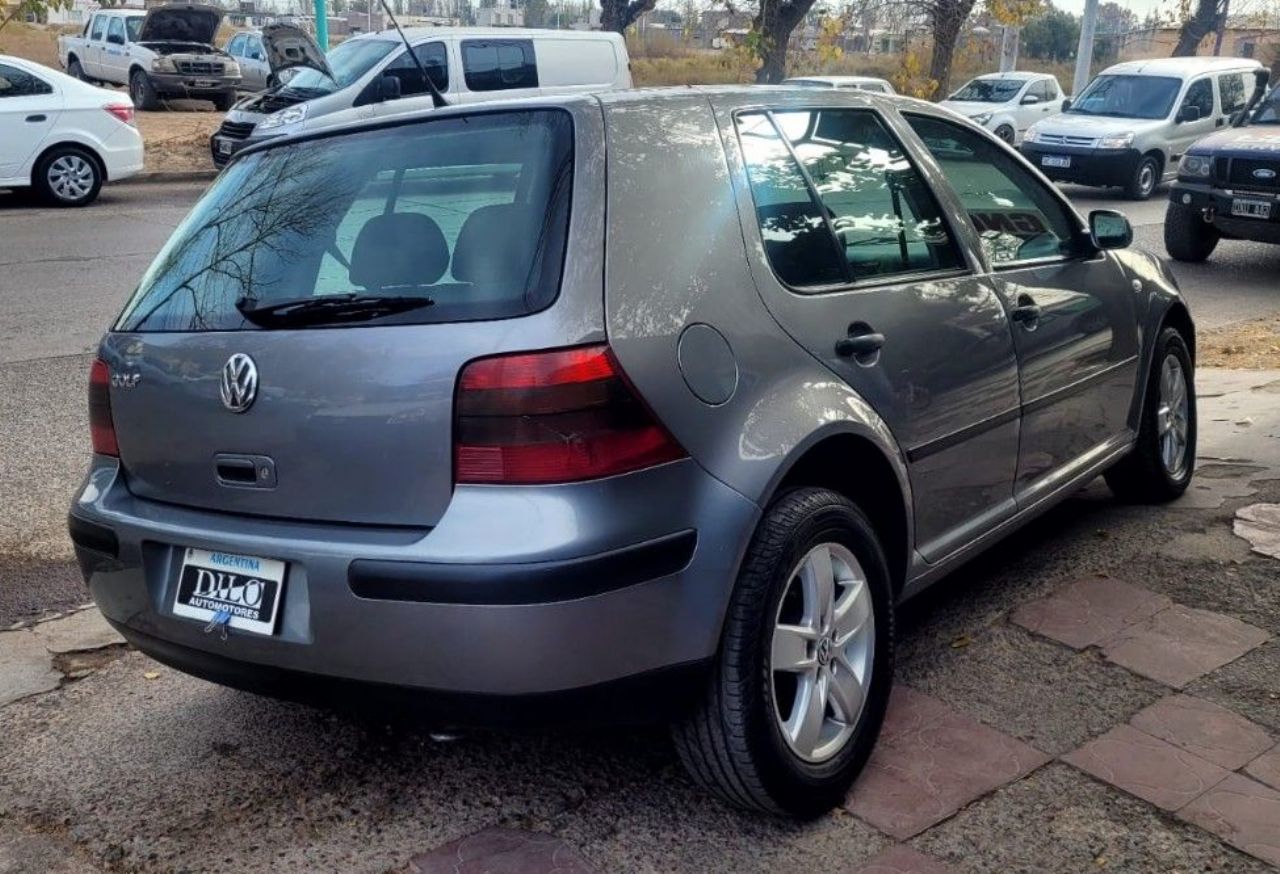 Volkswagen Golf Usado en Mendoza, deRuedas