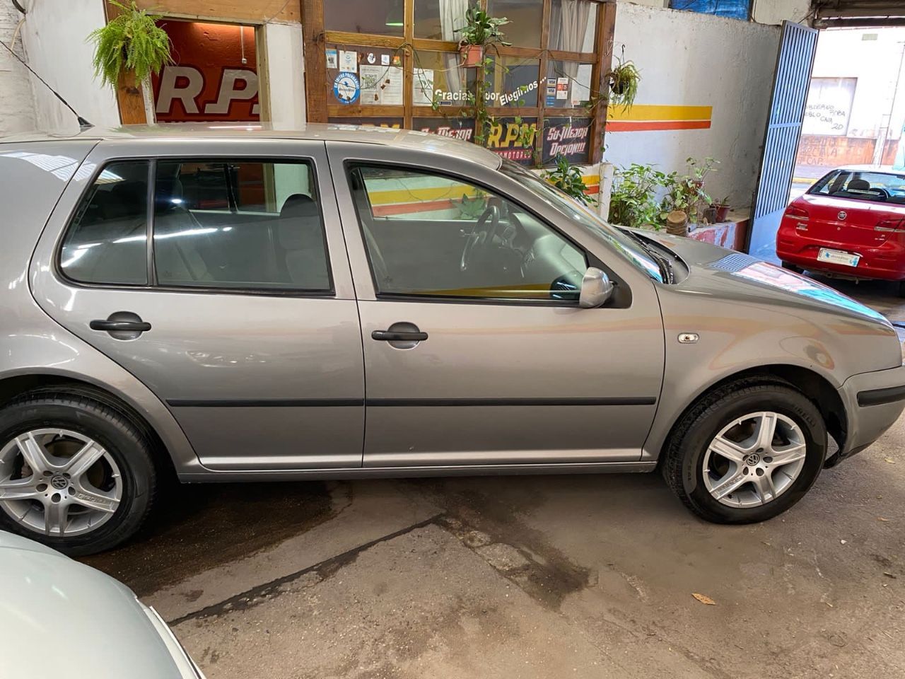Volkswagen Golf Usado en Córdoba, deRuedas