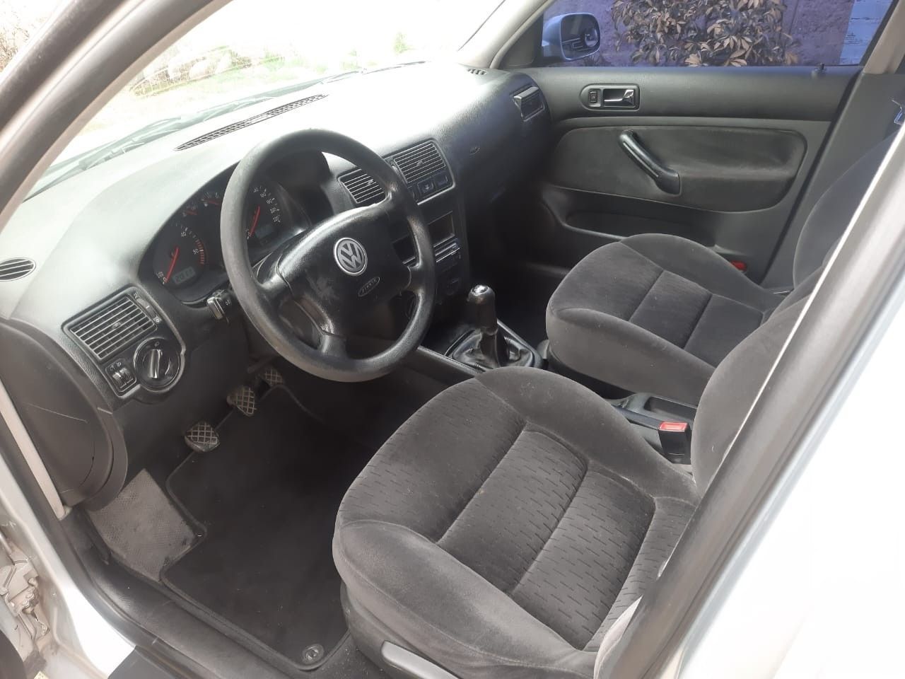 Volkswagen Golf Usado en Mendoza, deRuedas