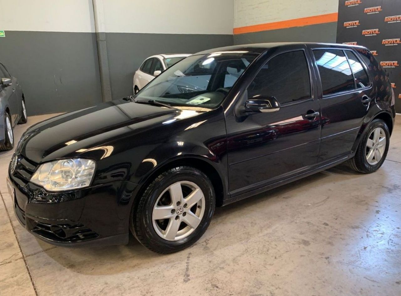 Volkswagen Golf Usado en Mendoza, deRuedas