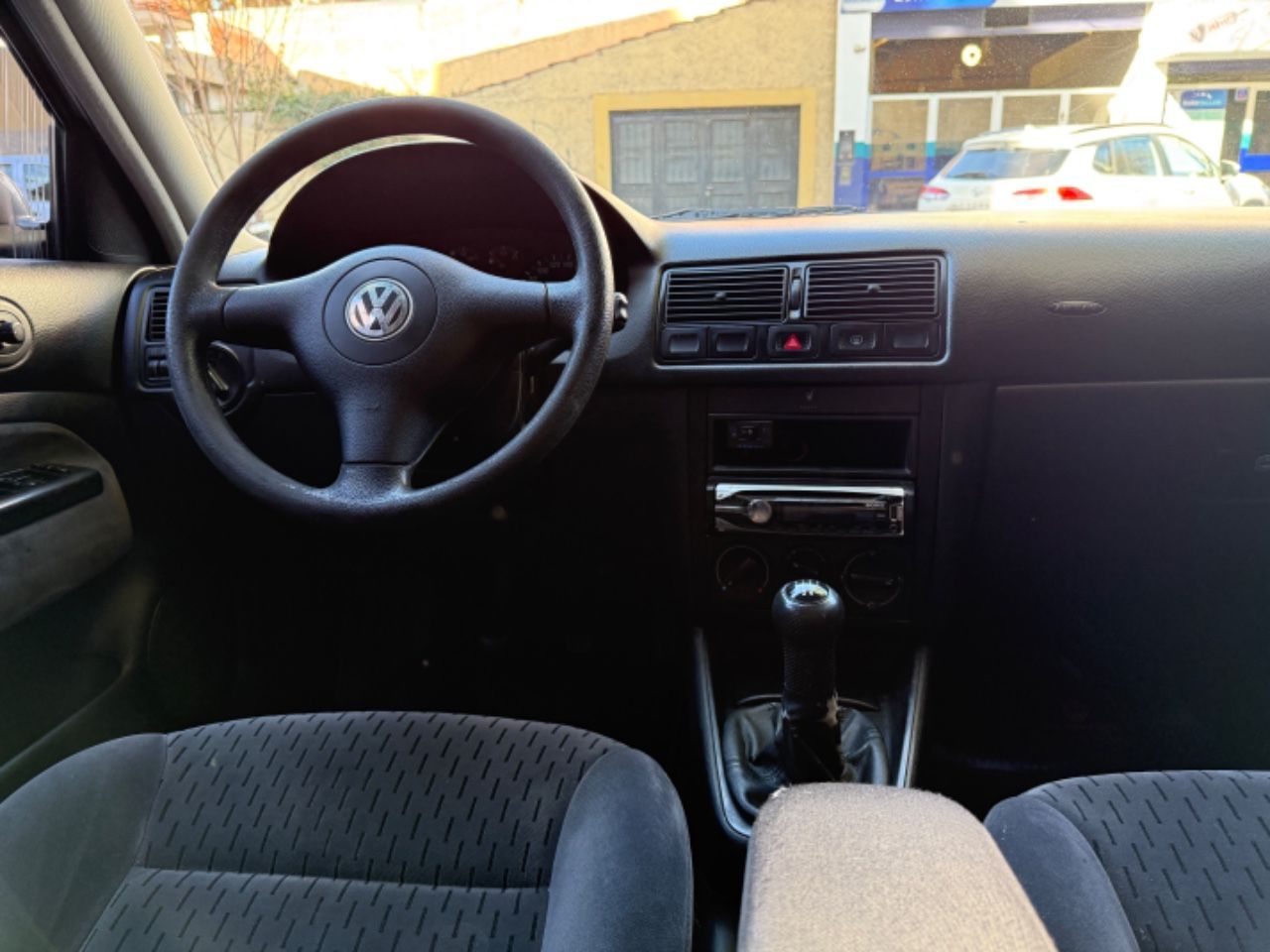 Volkswagen Golf Usado Financiado en Mendoza, deRuedas