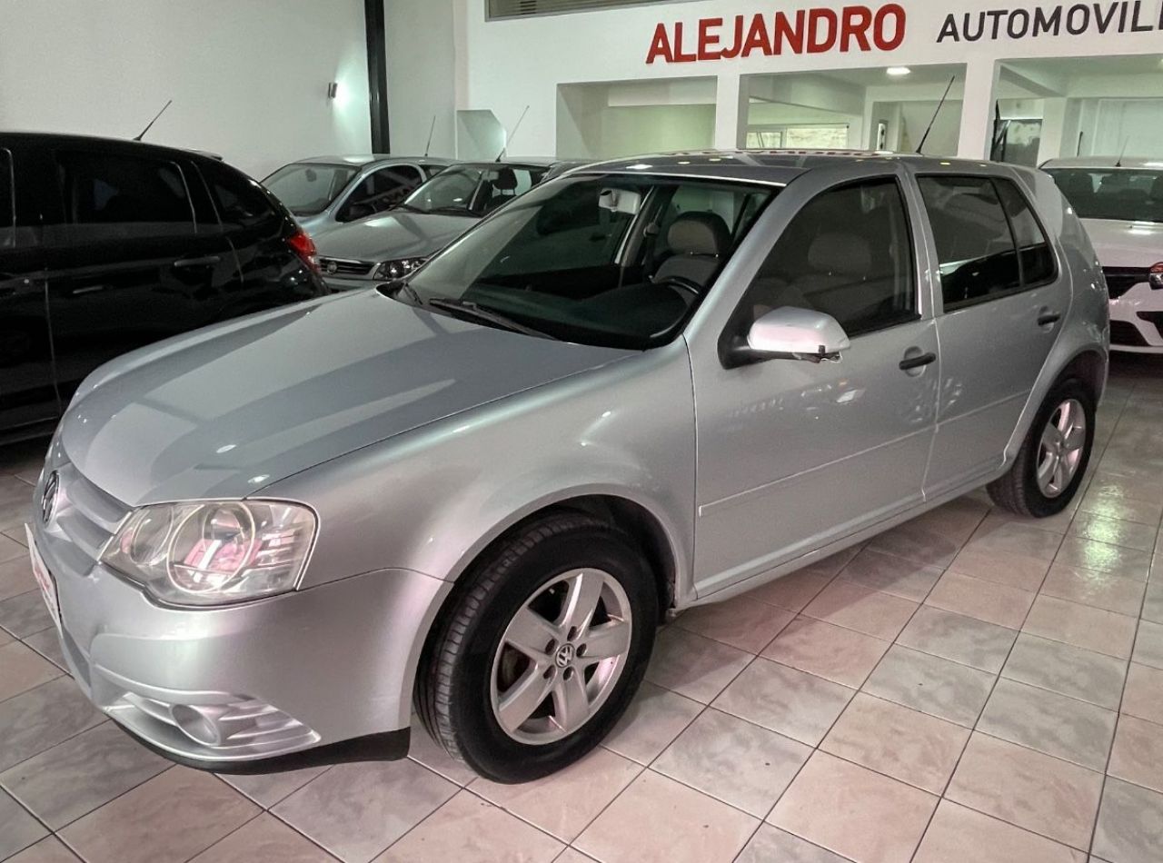Volkswagen Golf Usado Financiado en Córdoba, deRuedas