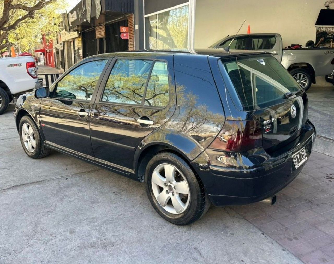 Volkswagen Golf Usado en Mendoza, deRuedas