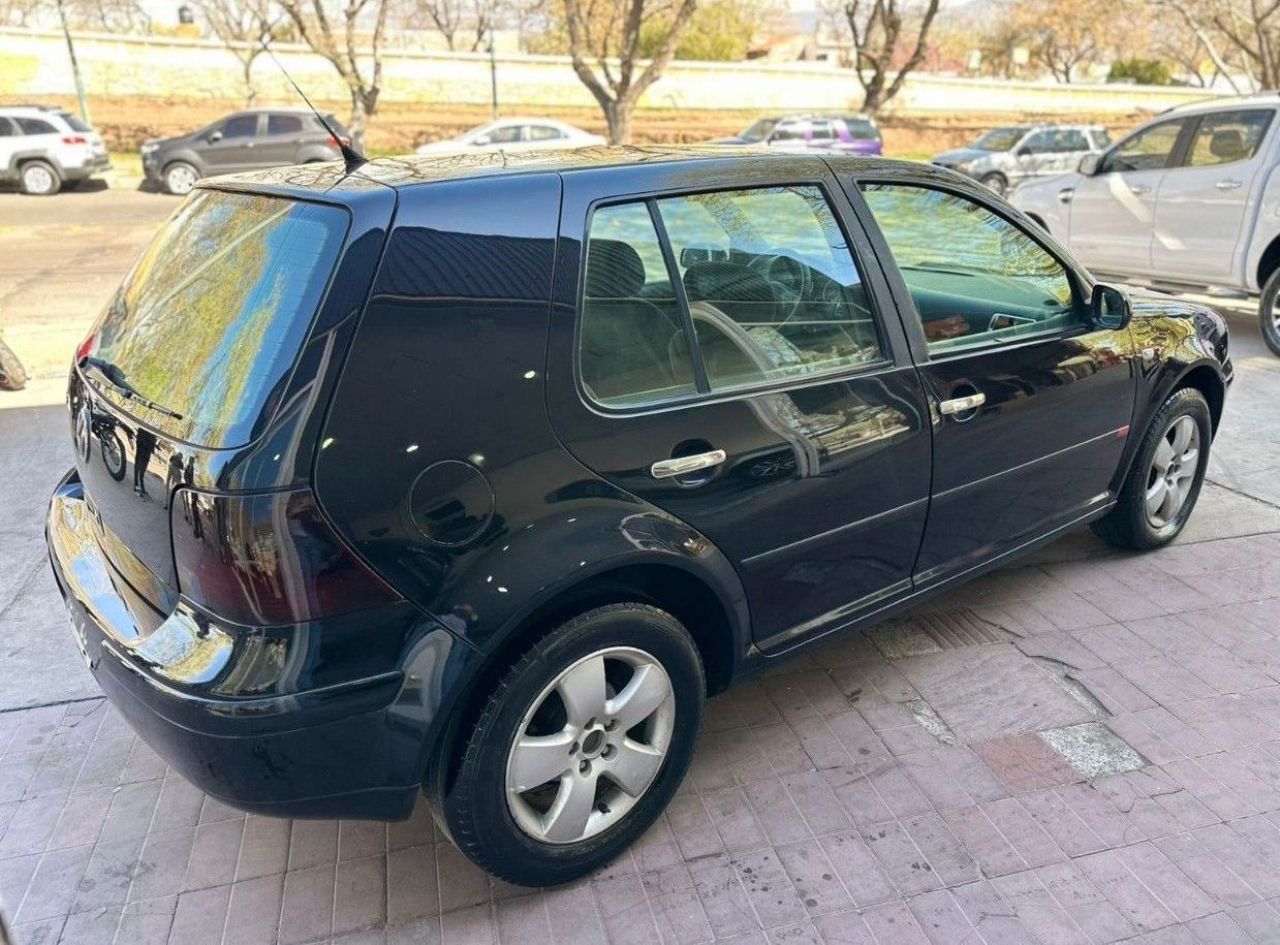 Volkswagen Golf Usado en Mendoza, deRuedas