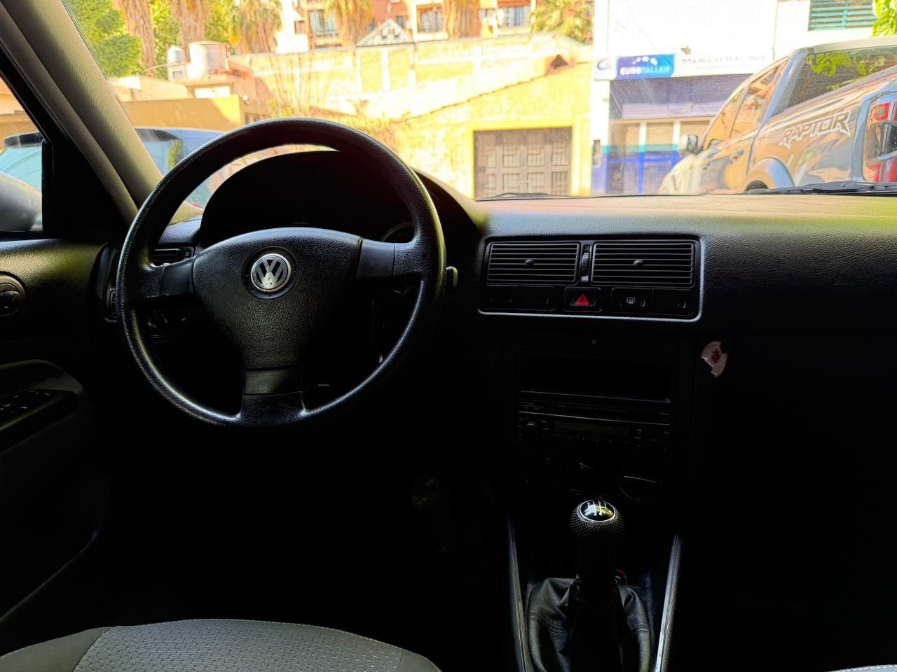 Volkswagen Golf Usado en Mendoza, deRuedas