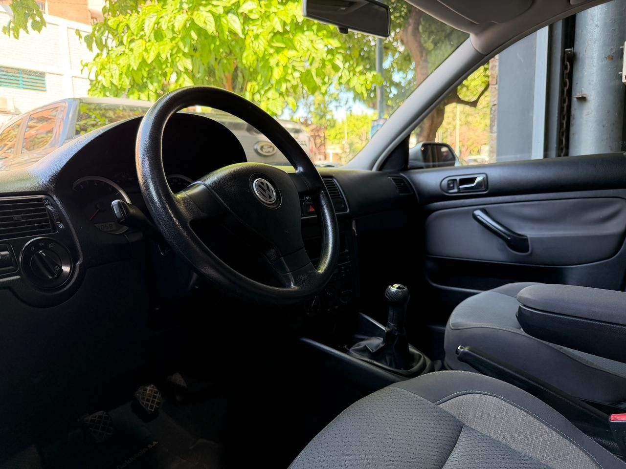 Volkswagen Golf Usado en Mendoza, deRuedas