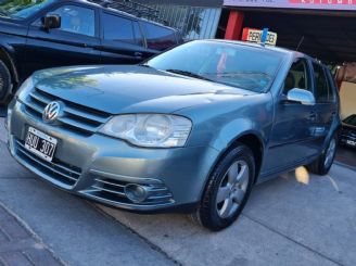 Volkswagen Golf Usado en Mendoza Financiado