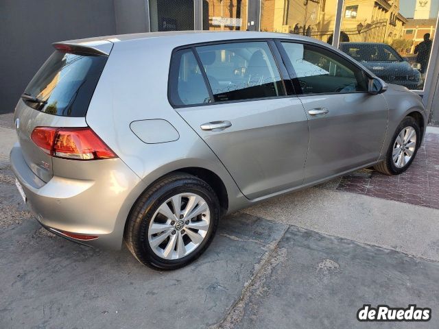 Volkswagen Golf Usado en Mendoza, deRuedas