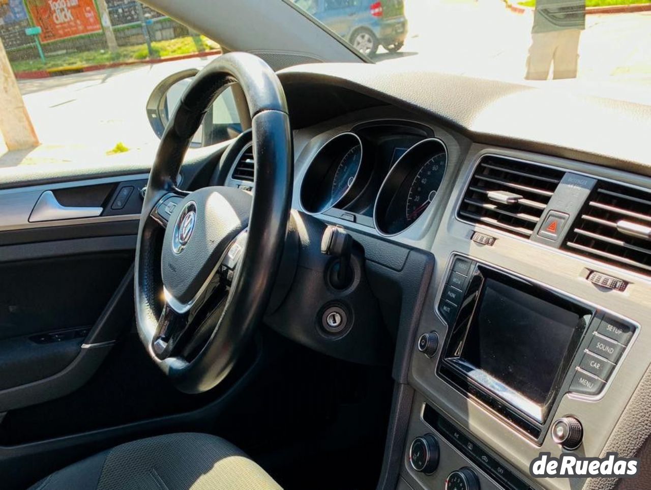 Volkswagen Golf Usado en Córdoba, deRuedas