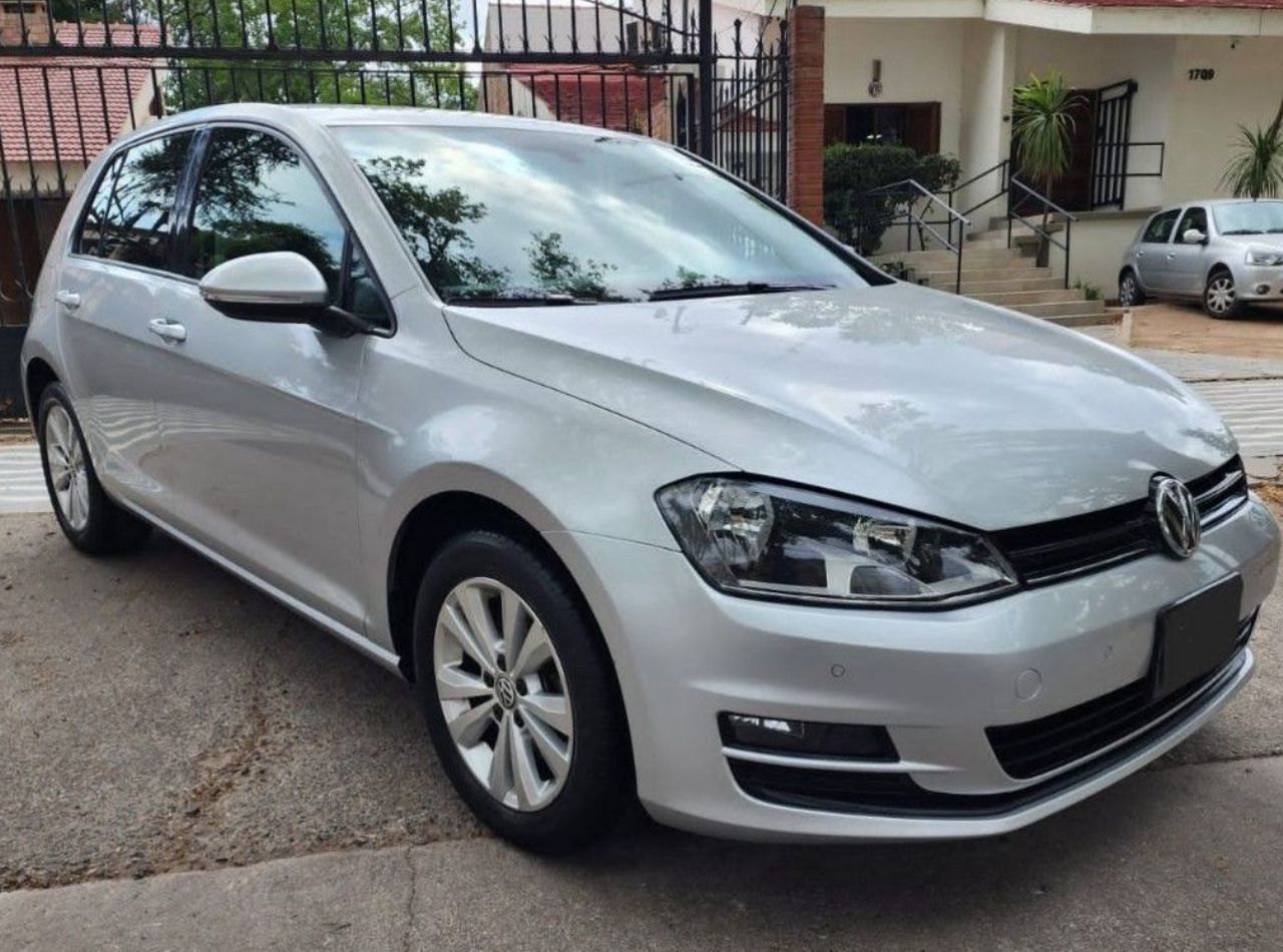 Volkswagen Golf Usado en Mendoza, deRuedas