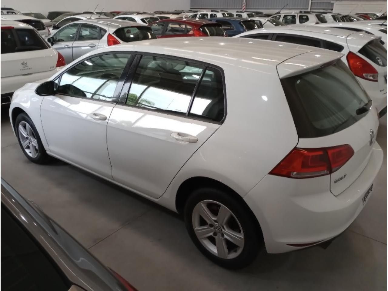 Volkswagen Golf Usado en San Juan, deRuedas