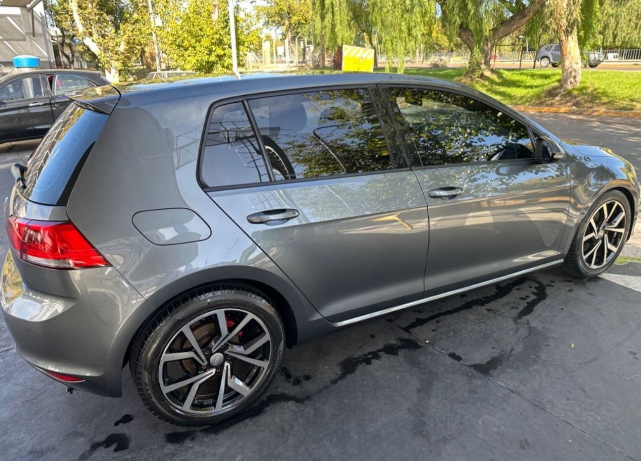 Volkswagen Golf Usado en Mendoza, deRuedas