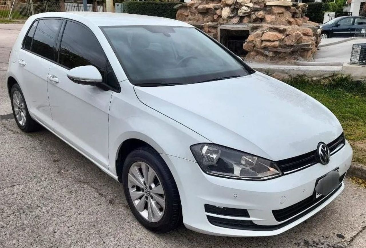 Volkswagen Golf Usado Financiado en Córdoba, deRuedas