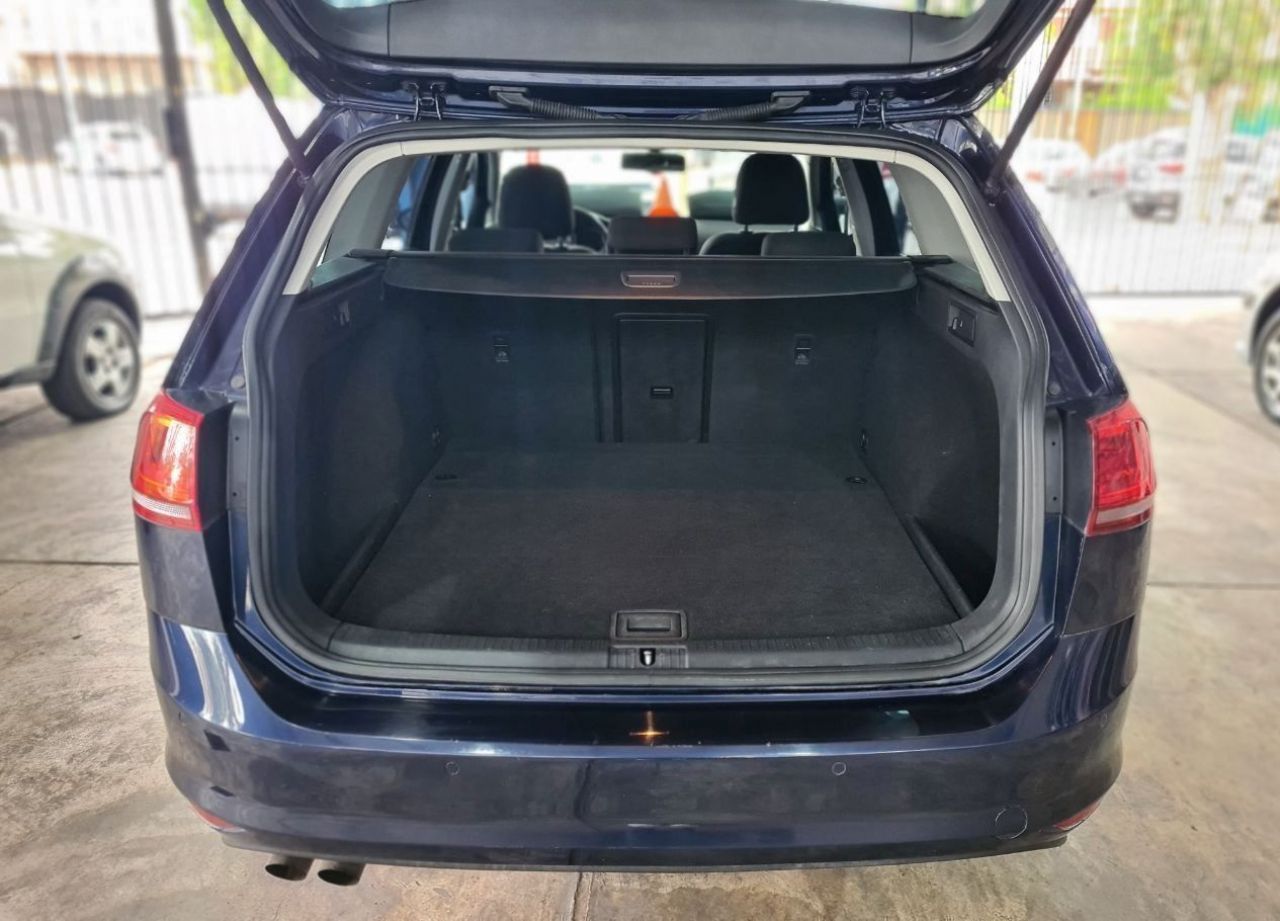 Volkswagen Golf Usado en Mendoza, deRuedas